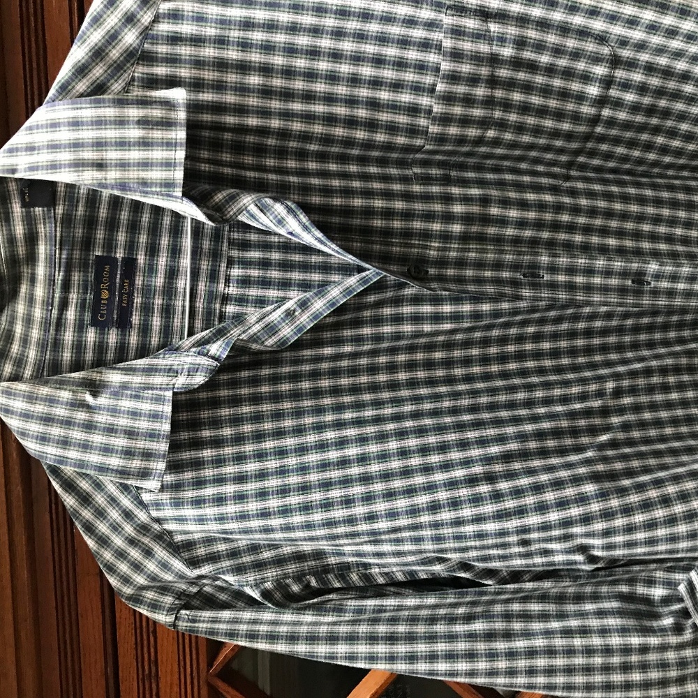 Classic Green and Navy plaid Club Room dress shirt